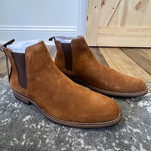 Suede Chelsea boots Sonoma never worn
